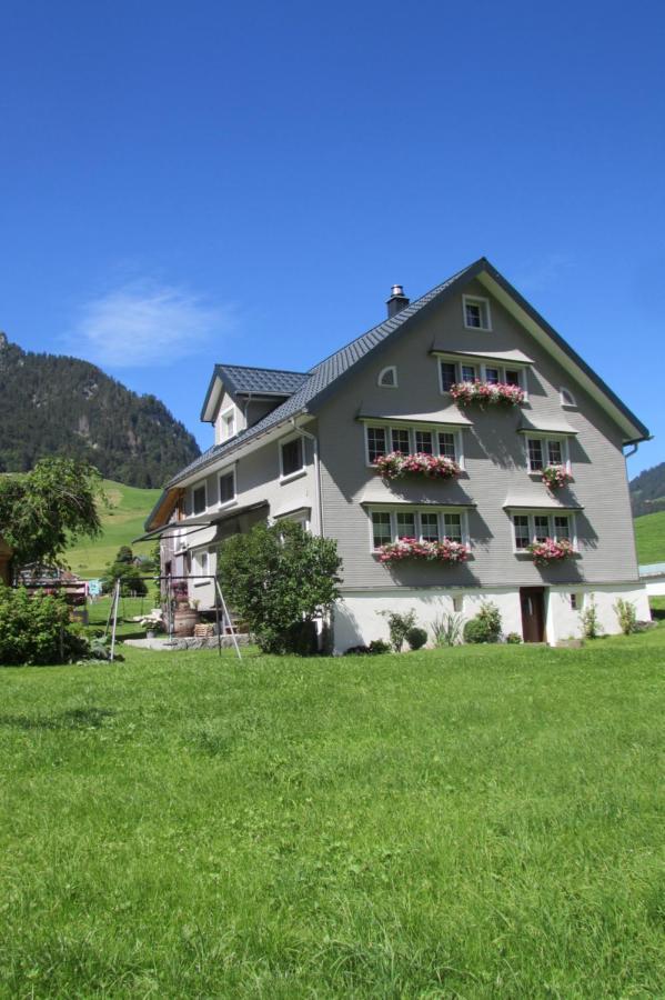 Wies Stein  ภายนอก รูปภาพ