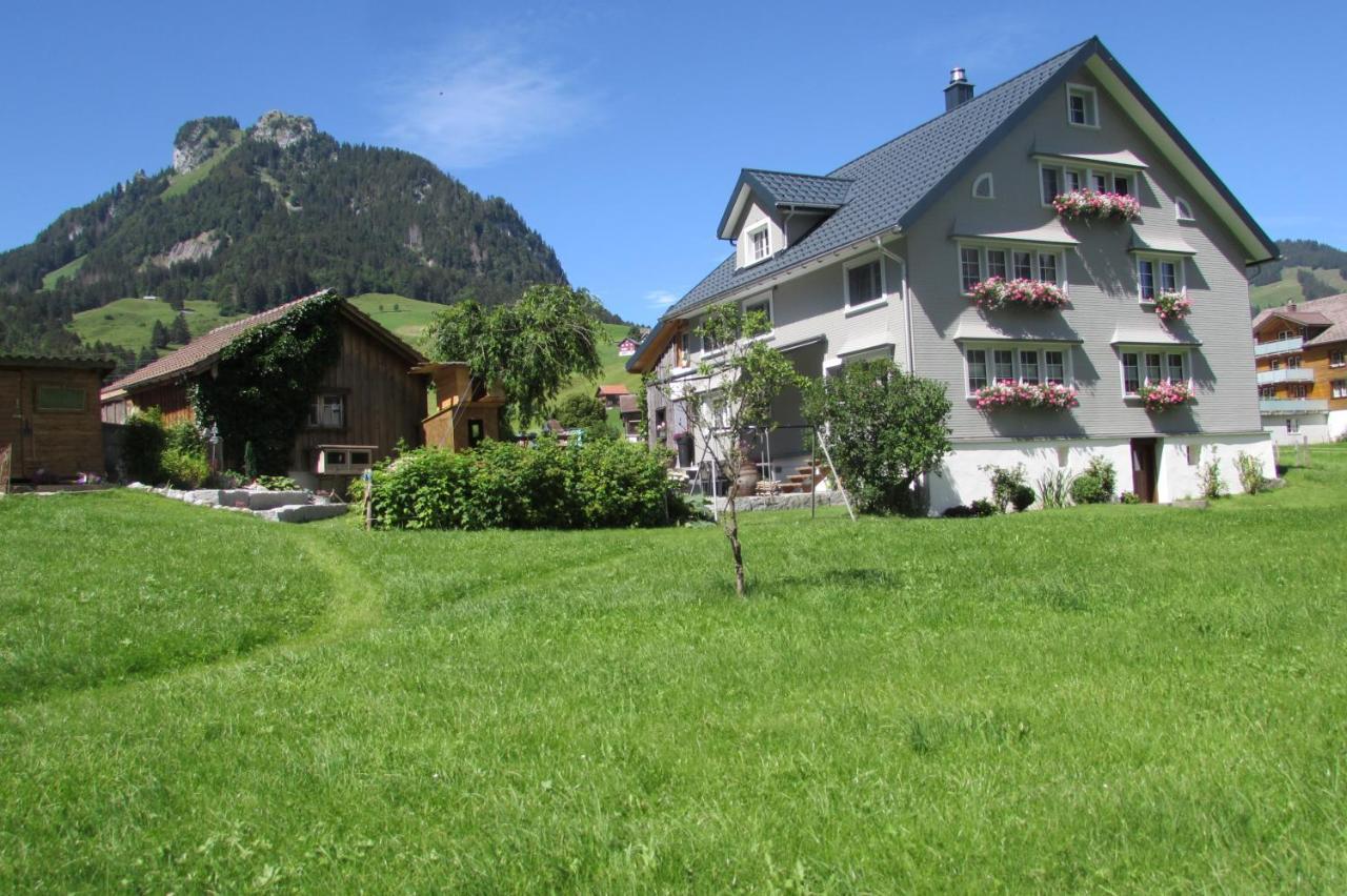 Wies Stein  ภายนอก รูปภาพ
